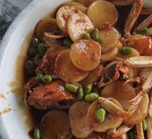 Fresh Yellow Crab with Rice Cake