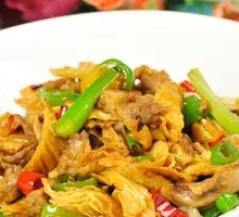 Fermented Bamboo Shoots with Pork Slices