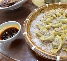 Bamboo Basket Steamed Wontons