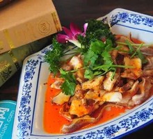 Clear Soup Pig Ear Noodles