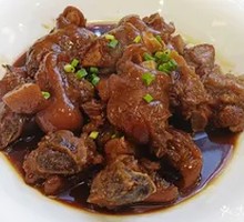 Braised Pork Trotter with Flavor