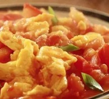 Tomato and Free-range Egg Stir-fry