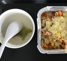 茄汁鸡肉芝士焗饭