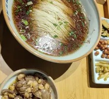 Shrimp and Pig Kidney Stir-fry