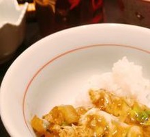 Freshly Cooked Northeast Shengming Rice with Smooth Egg Fried Rice