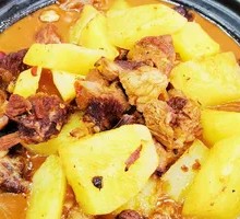 Beef Shank Stewed with Potato Noodles