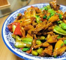 Braised Tadpole with Edamame