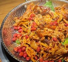 Hand-Torn Flat-Bamboo Chicken