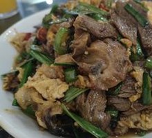 Shaped Pork Stir-Fried with Eggs