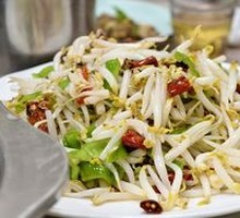 Stir-fried Mung Bean Sprouts