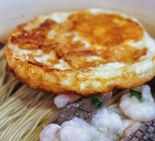 Scallion Stir-Fried Shrimp and Pork Kidney Noodles
