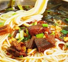 Braised Chicken Noodles