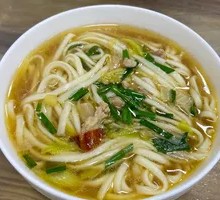 Stir-fried Pork Noodles in Broth