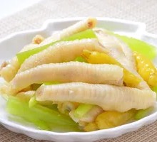 Sichuan-style Pickled Chicken Feet