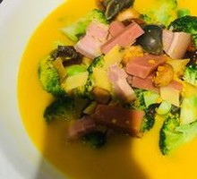 Clear Soup Steamed Broccoli