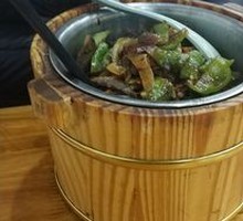 Green Pepper Beef Bucket Rice