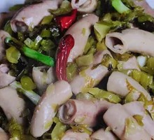 Pickled Cabbage with Pig Intestines