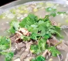 Shredded Pot Belly Lamb