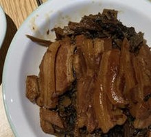 Preserved Vegetable Braised Pork