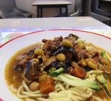 Signature Braised Pork Noodles