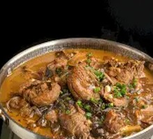 Chicken Stewed with Mushrooms