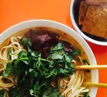 Beef Egg Fried Noodles