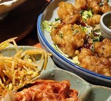 Stir-Fried Chicken with Garlic and Dried Chilies