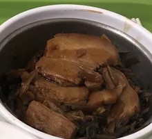 Preserved Vegetable Braised Pork