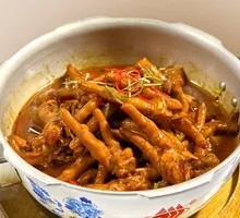 Pressure Pot Lucky Hand