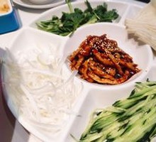 Beijing-style Shredded Pork in Soy Sauce