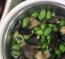 Steamed Chicken Feet with Corn