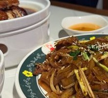Stir-Fried Beef Rice Noodles