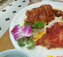 Carbon Water Honey Glazed Char Siu