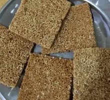 Beef and Rice Crackers