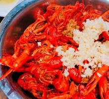 Garlic-Style Crawfish
