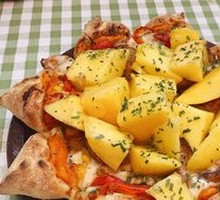 Mango Chicken Leg Star Pizza