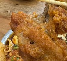 Braised Pig Trotters with Tiger Skin