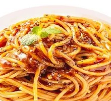Pepper-Flavored Meat Sauce Pasta