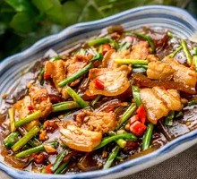 Spicy Pork Stir-Fry Noodles