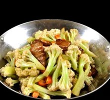 Spicy Stir-Fried Organic Cauliflower