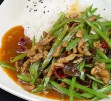 Green Pepper Shredded Pork Rice