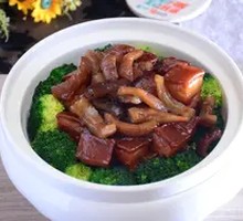 Sea Cucumber Braised Pork
