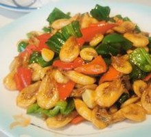 Green Pepper Stir-fried Shrimp
