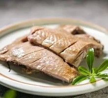 Braised Goose with Head