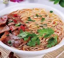 Red Stewed Beef Noodles