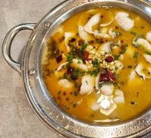 Sour Cabbage Black Fish Pot