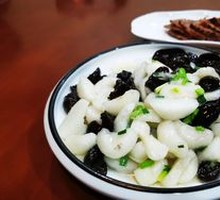 Water Chestnut and Wood Ear Mushroom Salad