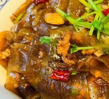 Cilantro Vermicelli with Shredded Pork