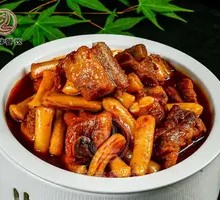 Braised Pork Ribs with Rice Cake