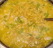Stone Pot Golden Rice Peony Shrimp